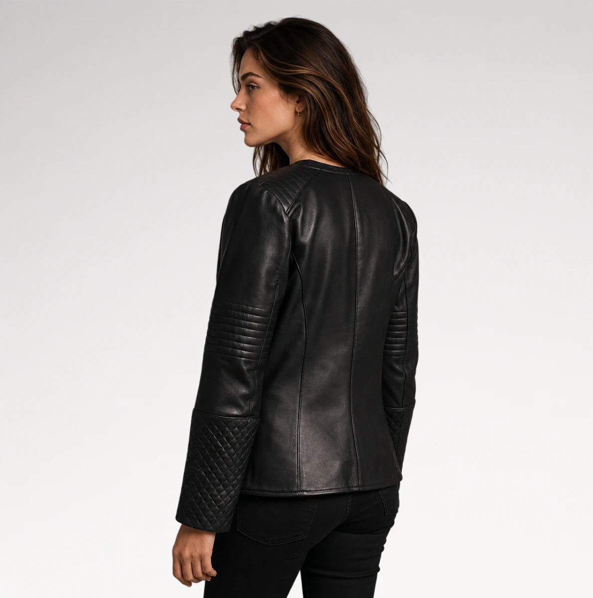 Artigianale Quilted Black Leather Jacket Secondary image
